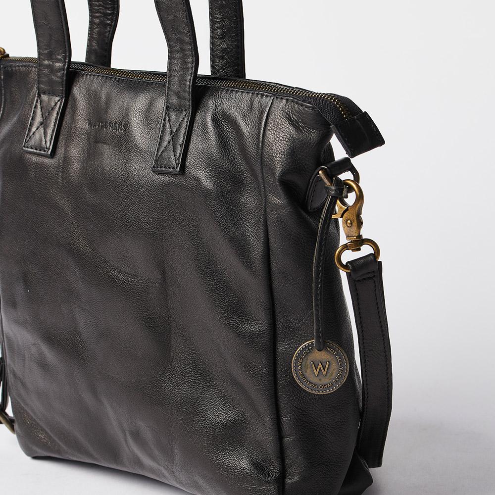 Parisian Handbag Designers You Need to Know | Bespoke fashion, Bespoke bags,  Parisian