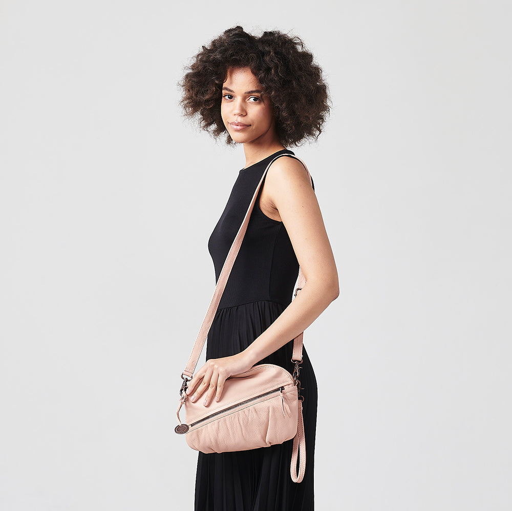 Beatrice Crossbody – The Wanderers Travel Co. US